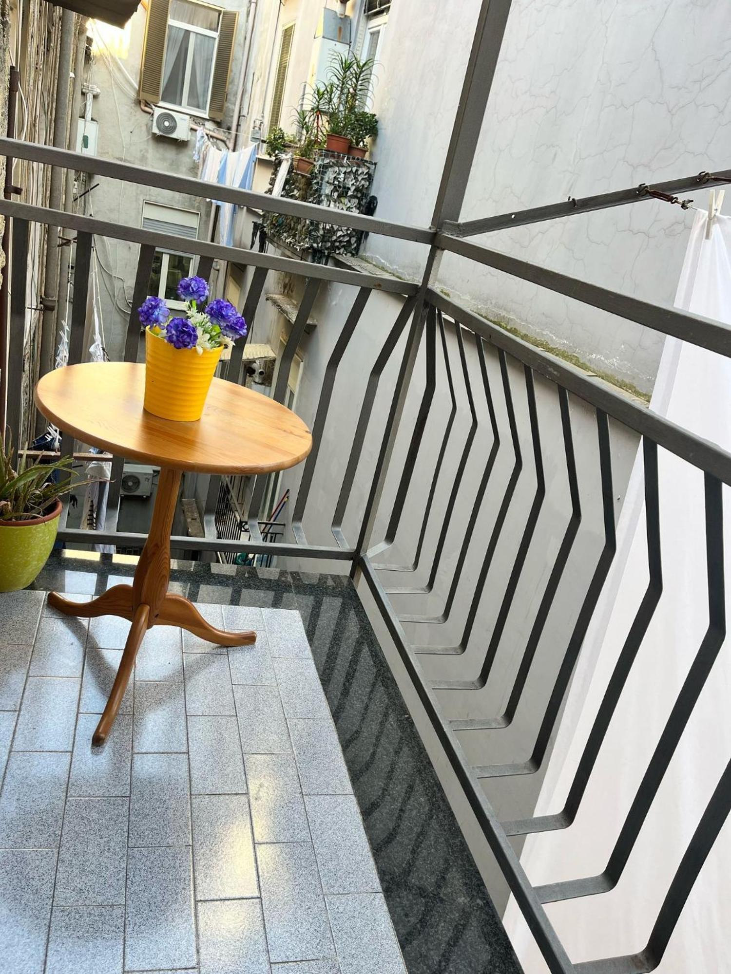 O'Vicolo E Napoli Apartment Bagian luar foto